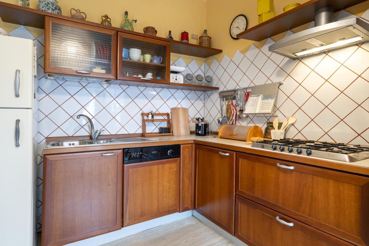 Casa Del Riccio Fronte Mare Holiday home Mola di Bari